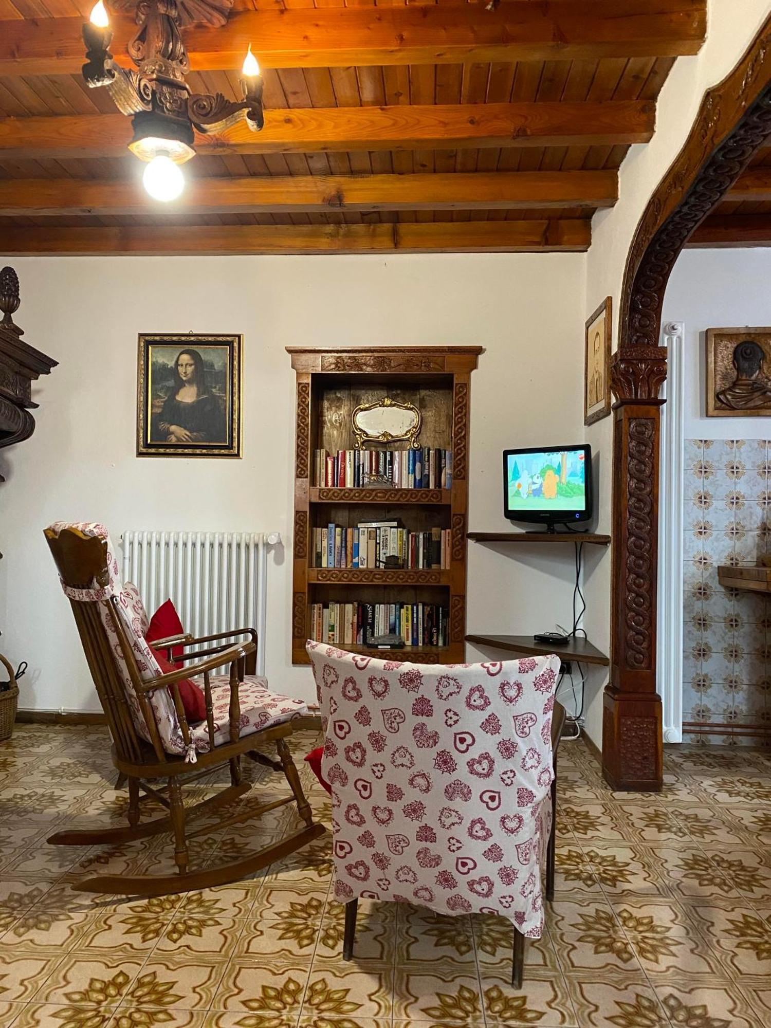 Casa Nel Centro Storico Di Borno别墅 外观 照片
