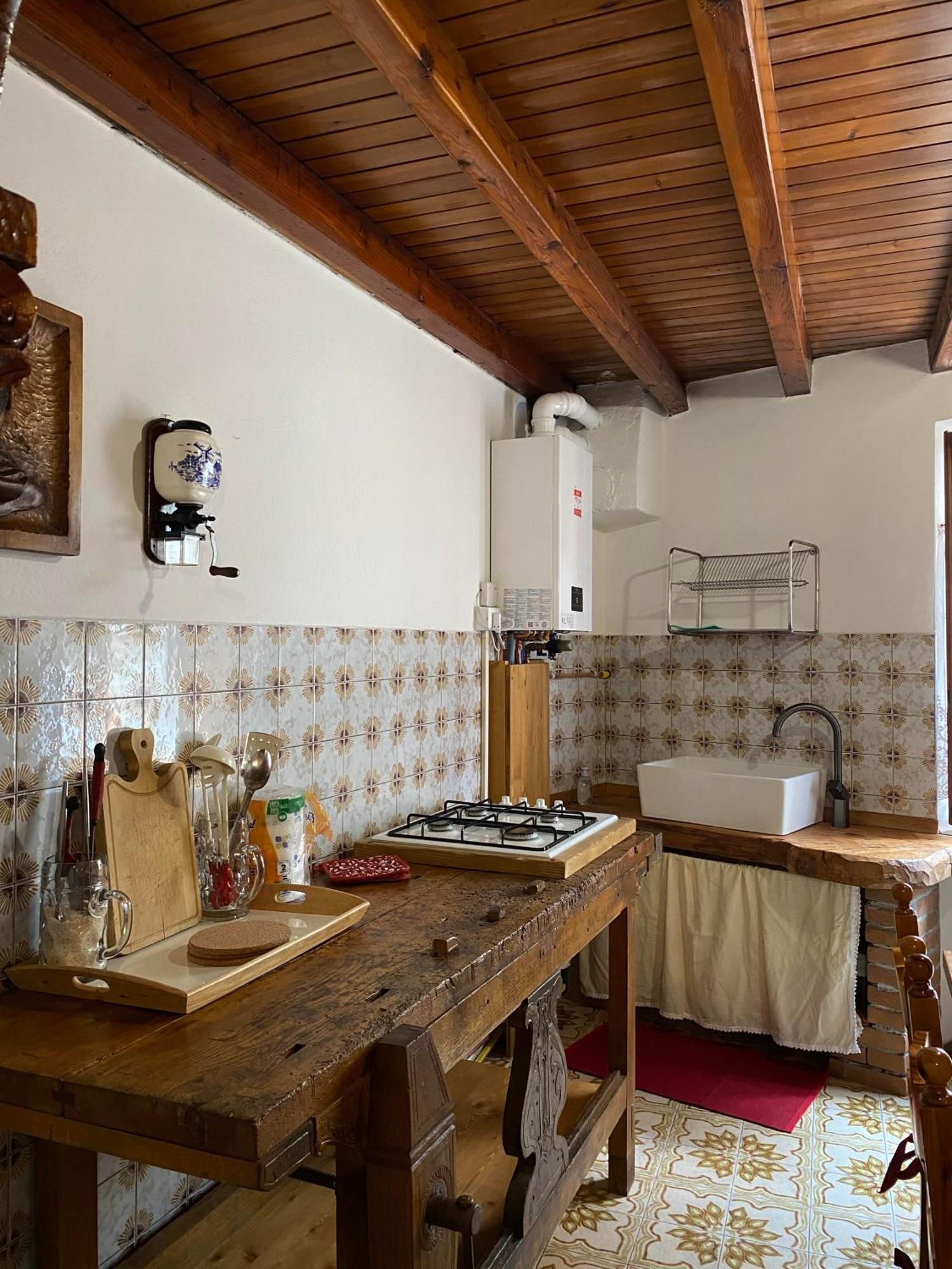 Casa Nel Centro Storico Di Borno别墅 外观 照片